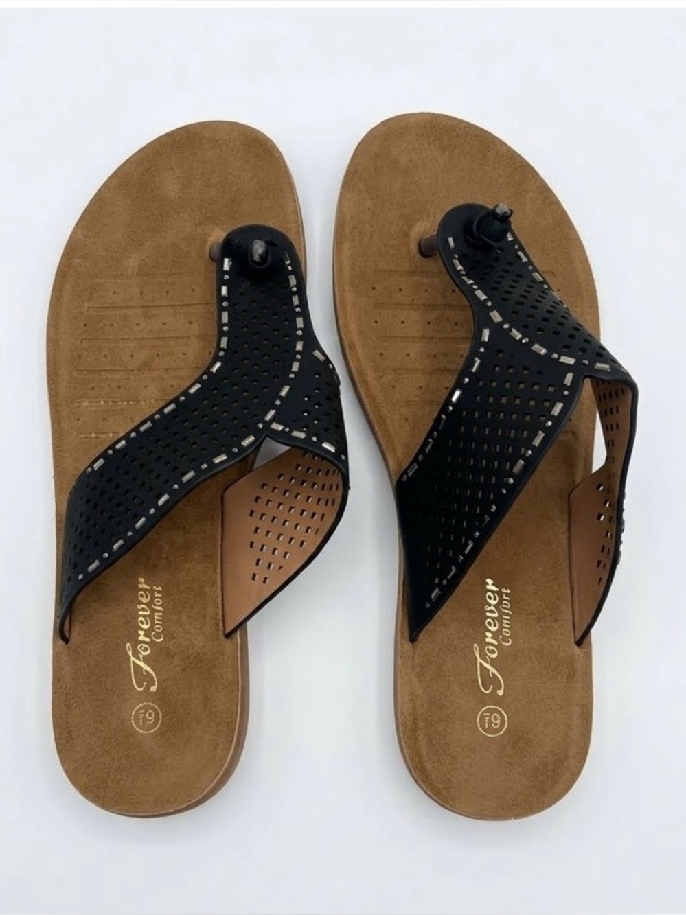 👠Forever Comfort Woman’s Sandals Black Straps with Rhinestones tan bottom 6 1/2